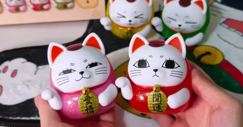 樓下小七就有！高速婆婆舞獅裝、達摩盲盒要搶，開運就靠高速婆婆。