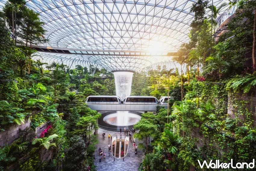 ▲酷航新加坡航線祭出超值優惠，單程未稅僅需2138元起。 圖／易遊網提供；窩客島整理