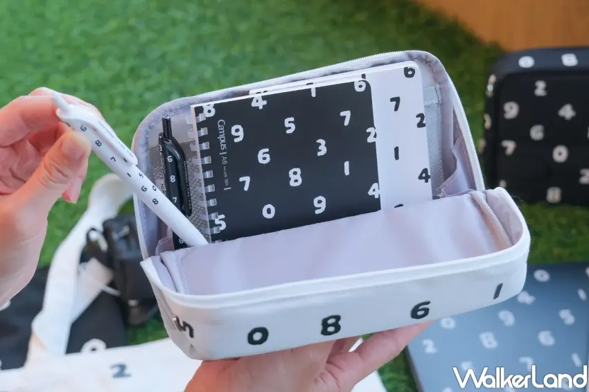 ▲博客來旗艦書店推出春季開學展，在信義區DREAM PLAZA實體可逛可買。（攝影：張人尹）