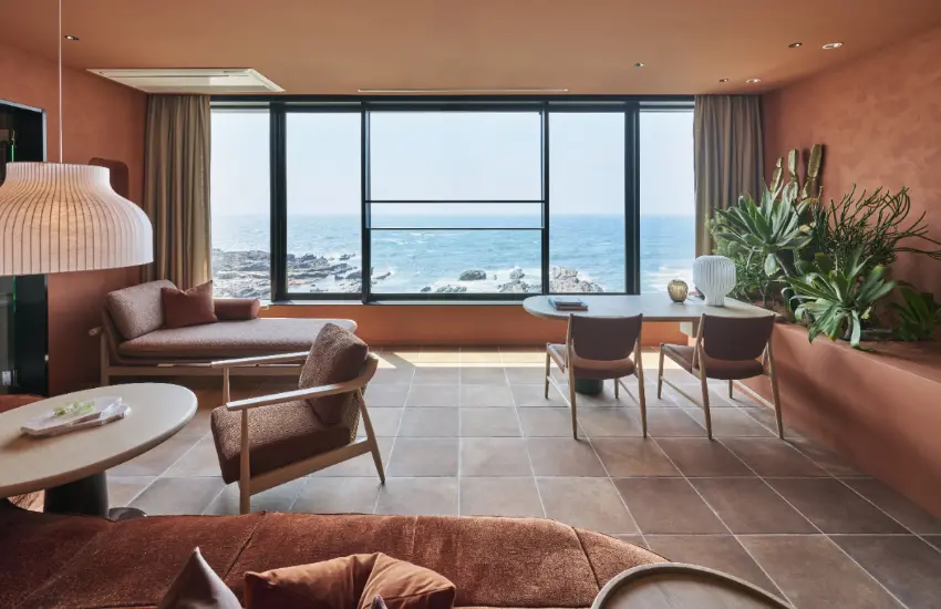 ▲每一間客房都能眺望海天交融的壯麗景致。 