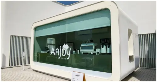 輕井澤咖啡新品牌登場！Anjoy Coffee純白太空艙外帶店，主打4款經典咖啡快速取餐。