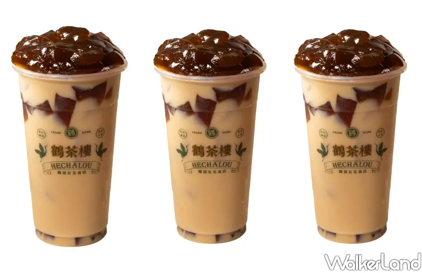 ▲鶴茶樓「古早味紅茶粉粿奶茶」超夯選擇。