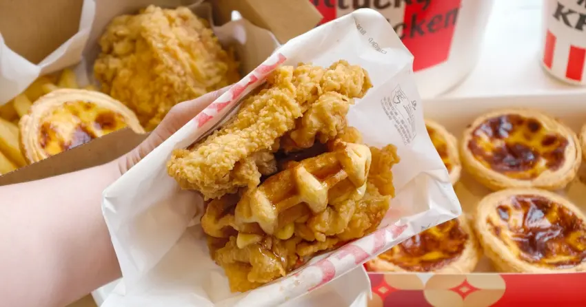 肉肉夾鬆餅！肯德基楓糖風味鬆餅咔啦肉霸堡，6折套餐WBC棒球賽應援必吃。