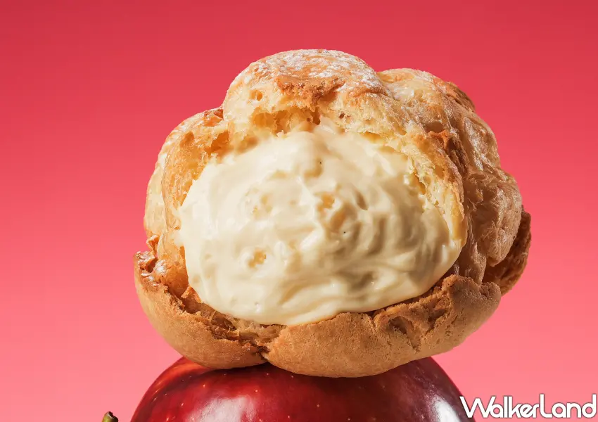 ▲焦糖蘋果泡芙內餡大方填滿卡士達醬，搭配新鮮蘋果丁增加口感層次。