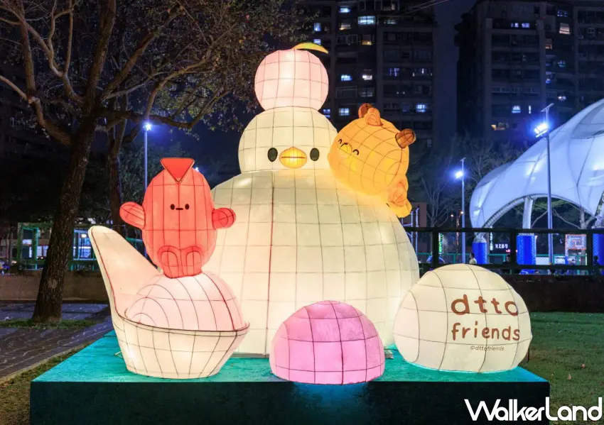 ▲dtto friends 萌力登場腸太郎與好鴨換上馬年限定裝扮，以超萌 IP 魅力坐鎮三民運動公園。