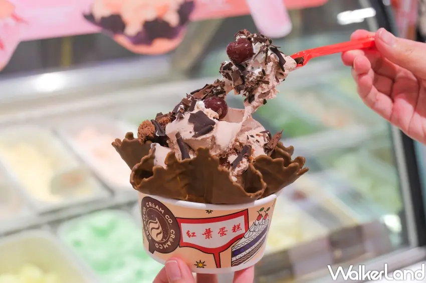 ▲COLD STONE多波段優惠讓粉絲享新品冰淇淋（攝影：張人尹）