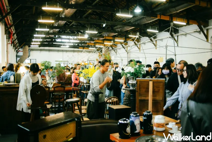 ▲台北蚤之市 Taipei Flea Market 於松山文創園區雙倉庫登場,主打純粹古物與永續理念。
