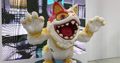 松菸潮流玩具展免費入場！貓的抱抱 貓錦獸滿額送周邊，故宮聯名周邊加碼抽。