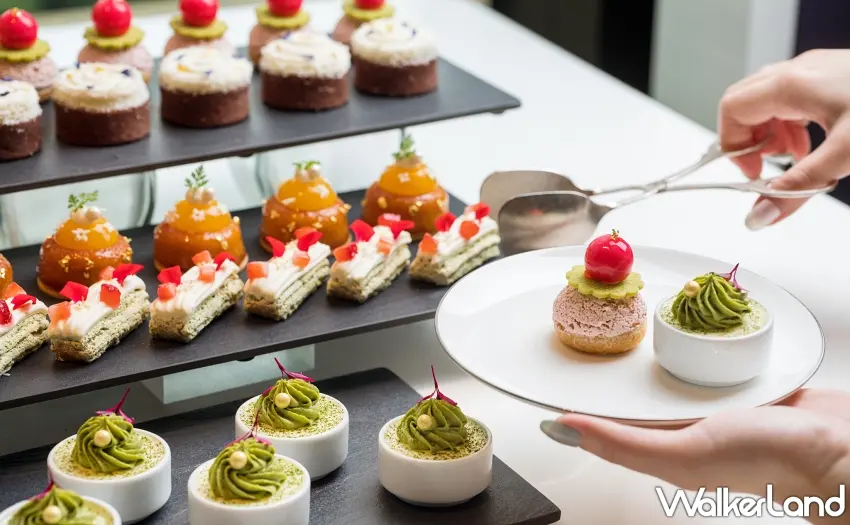 ▲精品級手工甜點亦是文華Café的必嚐品項，每款都洋溢華麗且令人驚喜的繽紛滋味。圖／台北文華東方酒店提供；窩客島整理