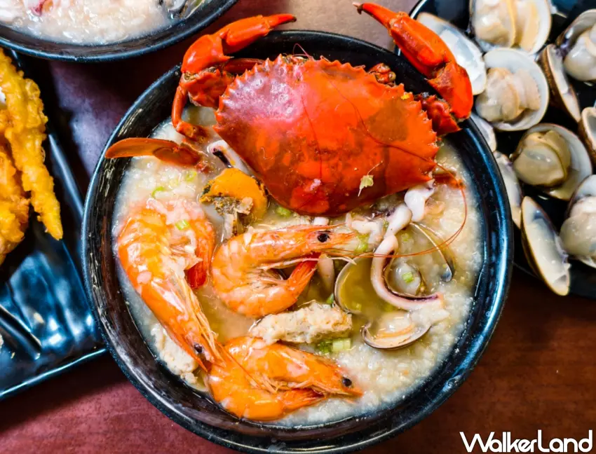 ▲「鮮記螃蟹海產粥」被不少饕客譽為「高雄最超值紅蟳粥」。(美食好芃友提供)