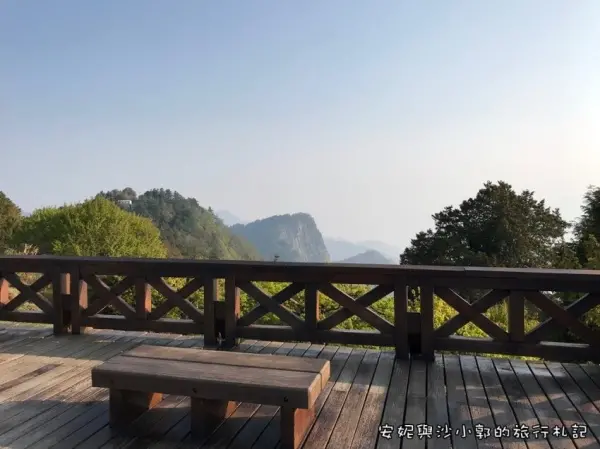 ▲阿里山景點必拍推薦！小笠原觀景台360度景觀看日出、雲海，內行人才知道。(攝影：部落客 安妮與沙小郭)