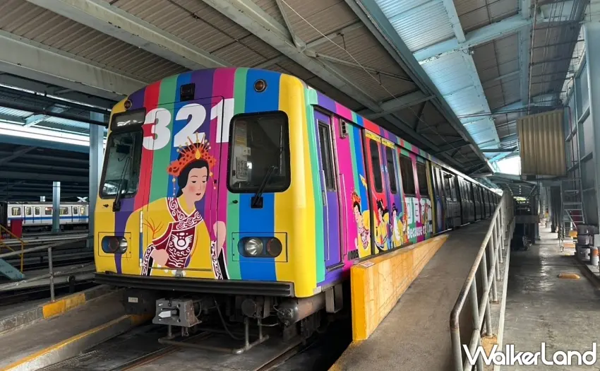▲321世界唐氏症日彩繪列車以大面積色塊與神明角色插畫打造沉浸式空間，讓民眾在日常移動中感受共融意涵。 圖／唐氏症基金會提供；窩客島整理
