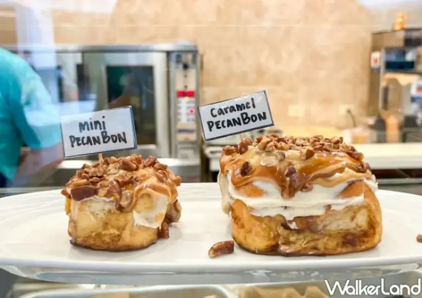 ▲無論是想要獨享的迷你尺寸，還是大份量的焦糖胡桃肉桂捲，Cinnabon 都能滿足你的甜點胃。(攝影：鄭雅之)