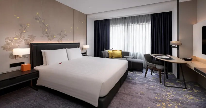 2026高雄櫻花季必住推薦！日航酒店「花漾春宴」送3000元餐飲金與音樂節門票。