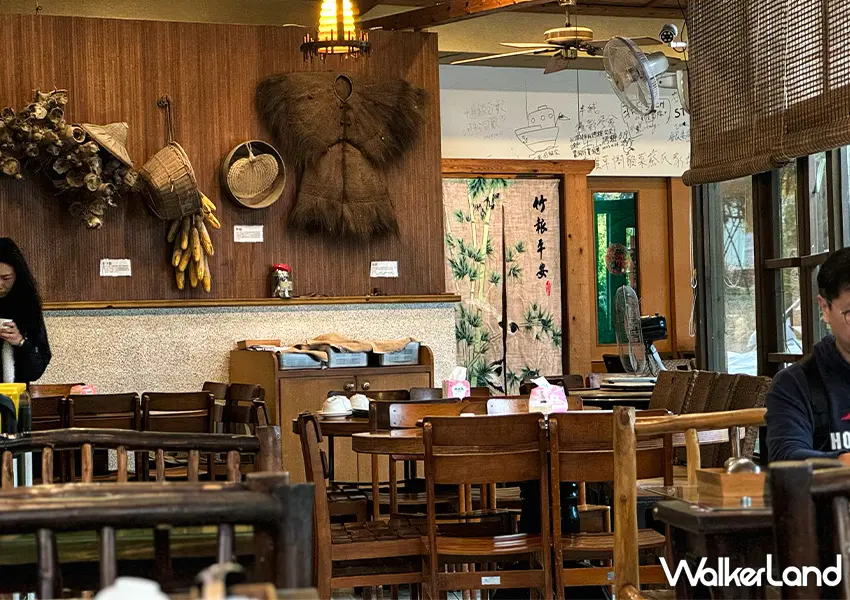 ▲溪頭美食推薦！阿三全筍餐館 南投排隊名店，黑豆豬腳黏嘴膠質滿滿、烏龍茶雞茶香爆。