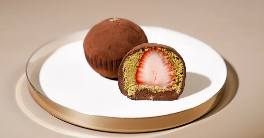 張員瑛也瘋狂！Maison Kayser杜拜巧克力新品全台開賣，爆漿開心果與法式可頌極致奢華。