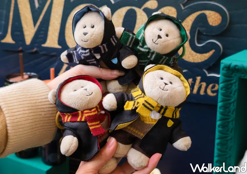 ▲這款哈利波特學院MINI熊寶寶盲盒真的萌翻天，放在辦公桌上陪你一起上班，絕對是療癒系魔法首選。