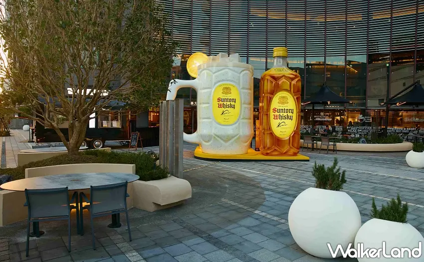 ▲春大直邀請日本三得利角瓶威士忌於廣場中心打造「角瓶High Bar」，以美酒配美食，讓品酒愛好者一嚐酒癮。 圖／春大直提供；窩客島整理