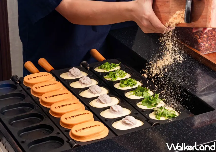 ▲現場現做香菜芋泥雞蛋糕,花生粉加好加滿的療癒系散步甜點。