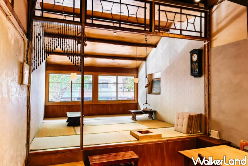 ▲二樓特別規劃一處可容納六人的榻榻米座位區。（美食好芃友提供）