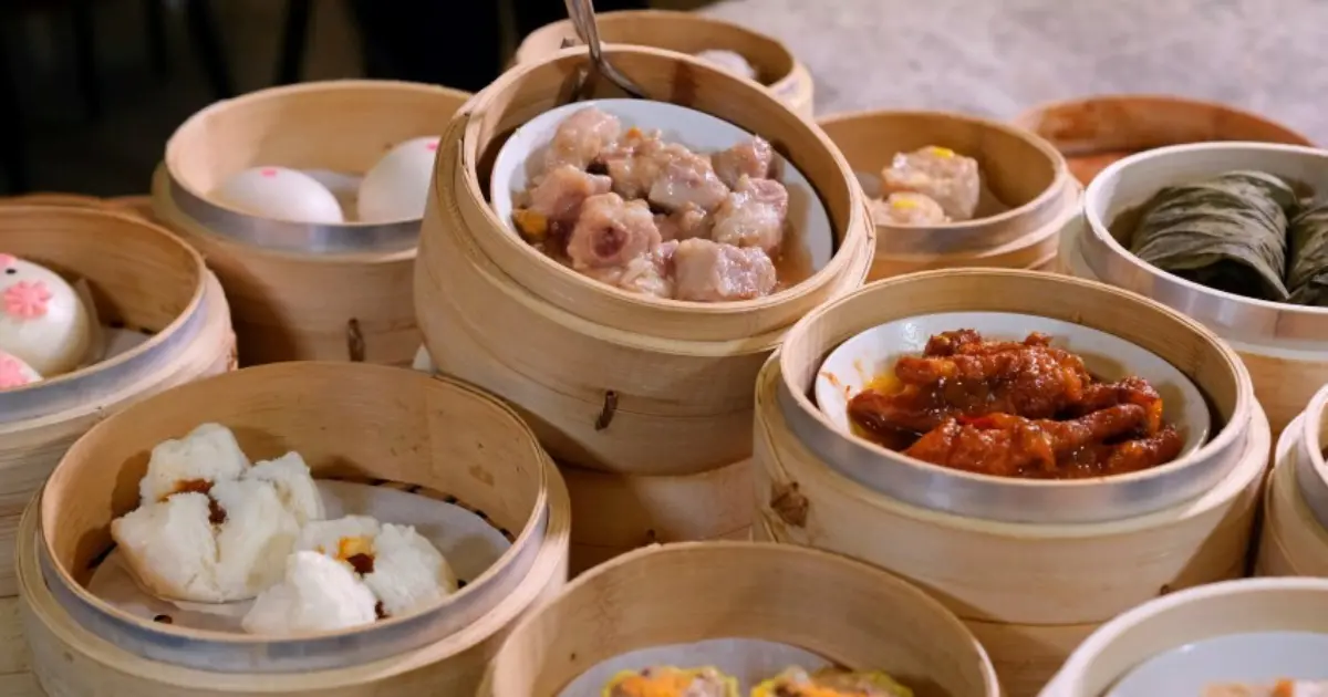 港點吃到飽777元回歸！新葡苑加碼4人同行1人免費，只到4月底快訂位。