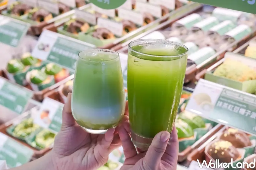 ▲Mister Donut抹茶季推出「輕椰抹茶」與「抹茶歐蕾」2款現做飲品，以伊藤久右衛門抹茶粉搭配椰子水與瑞穗鮮乳調製。（攝影：張人尹）