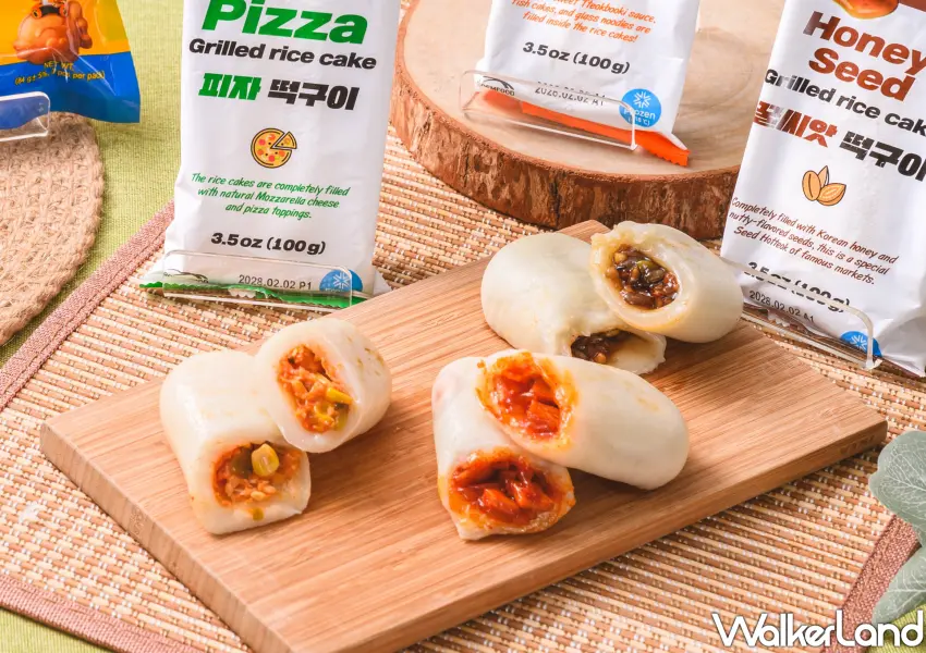 ▲全家獨家引進韓國SEOUL MANIM烤年糕餅，披薩與蜂蜜堅果口味內餡滿溢，微波熱騰騰口感超Q彈。