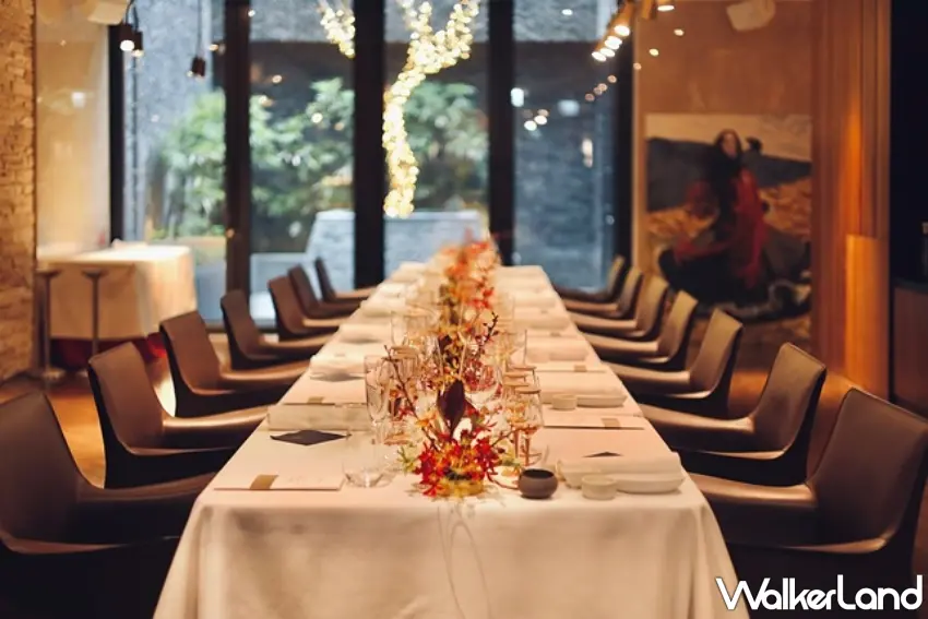 ▲渥達尼斯磨坊空間設計延續西班牙本店百年磨坊的石牆風格，結合大片落地窗將室內外光影完美連結。圖／HotelMVSA慕舍酒店提供；窩客島整理