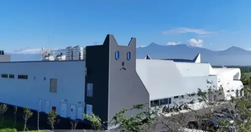 巨大貓咪侵襲屏東！愛貓一生貓咪觀光工廠4/1開幕、5大亮點，貓咪文創要買。