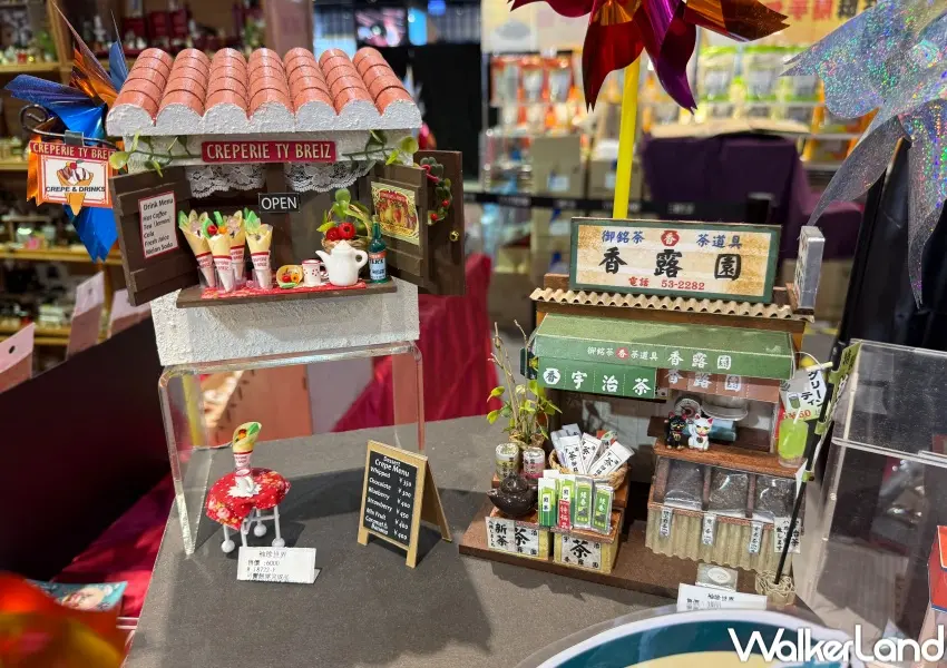 ▲現場也能購買DI材料包，帶回家自己組裝出精緻的袖珍屋。(攝影：鄭亦庭)