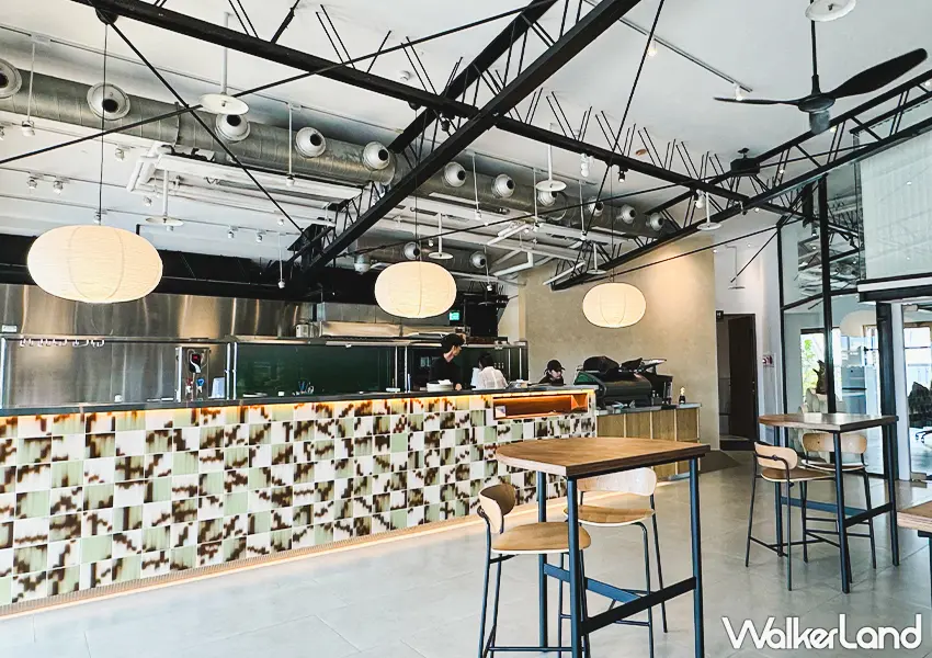 ▲西門町電影院頂樓有咖啡廳!漠杉咖啡 新開幕就爆紅,試營運優惠折30。