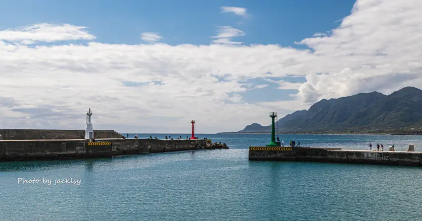 全台最美天空之鏡！台東成功一日遊，漁港品咖啡、吃海產，慢活小鎮必打卡。