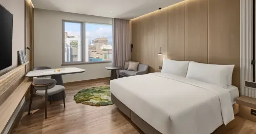 台北大安森林公園走讀體驗！嵨開安旅推綠色處方箋住宿專案，結合瑜伽蔬食開啟城市療癒之旅。