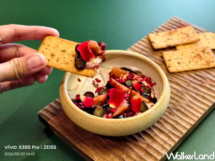 ▲嵩 sung 以橙花柑橘覆盆莓為核心設計主題餐點，將香氛氣味轉化為具體料理風味呈現。（攝影：張人尹）