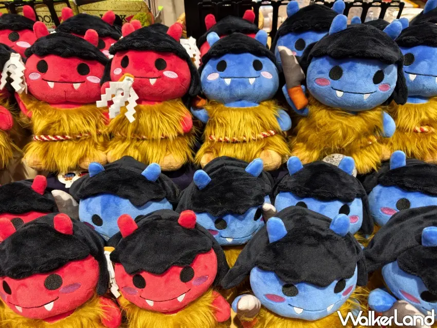 ▲Q版生剝鬼玩偶為「生剝鬼館」人氣最高的生剝鬼周邊商品。(攝影:楊婷雅)