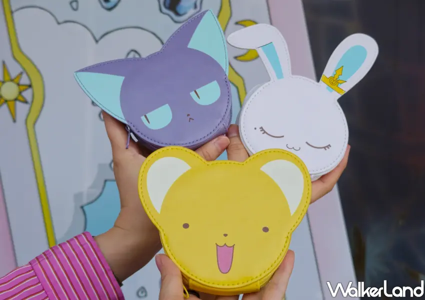 ▲壽司郎聯名加價購推出超萌的小可、斯比與小桃零錢包,造型精緻是必收藏的限量周邊。(攝影:鄭雅之)