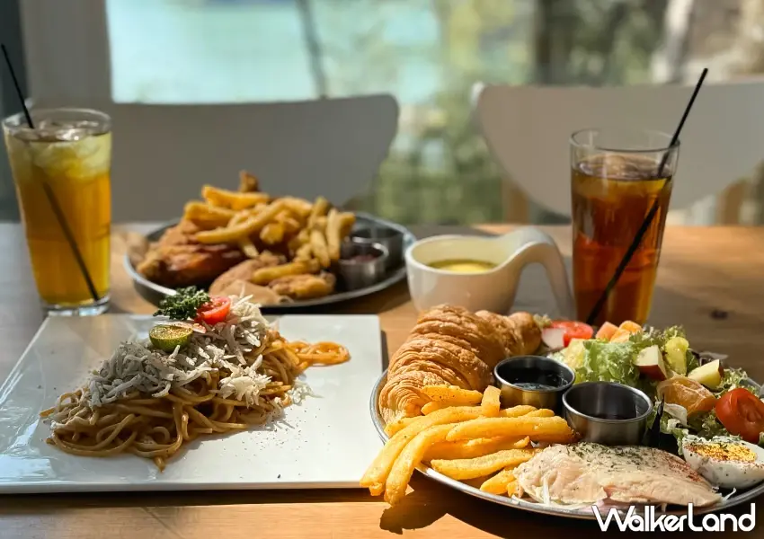 ▲桃園景觀咖啡廳攻略！石門水庫景觀餐廳 4 間一次看，森鄰水岸、環湖咖啡好食必訪清單。