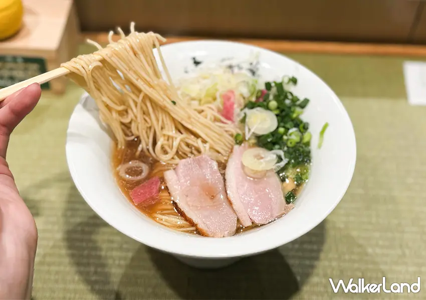 ▲不想排隊來這間！東京最強拉麵店 鴨to蔥 新宿站也能吃，早上7點開始營業。