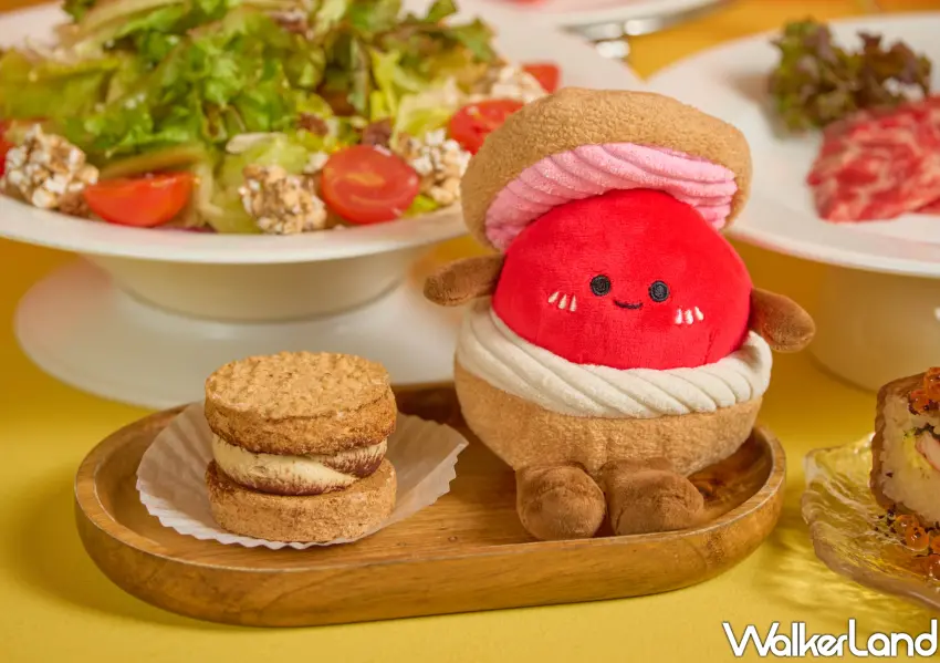 ▲甜點角色「達克瓦娃」以療癒造型登場，讓屋馬燒肉的幸福感在餐桌無限延伸。