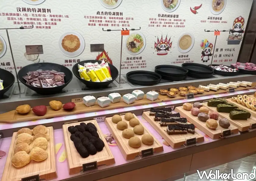 ▲多達10款精緻甜點吧，只要銅板價加購，就能享受吃到飽。