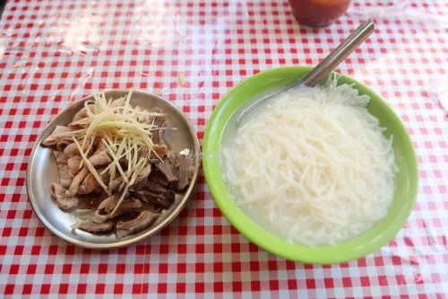 東門無名米粉湯