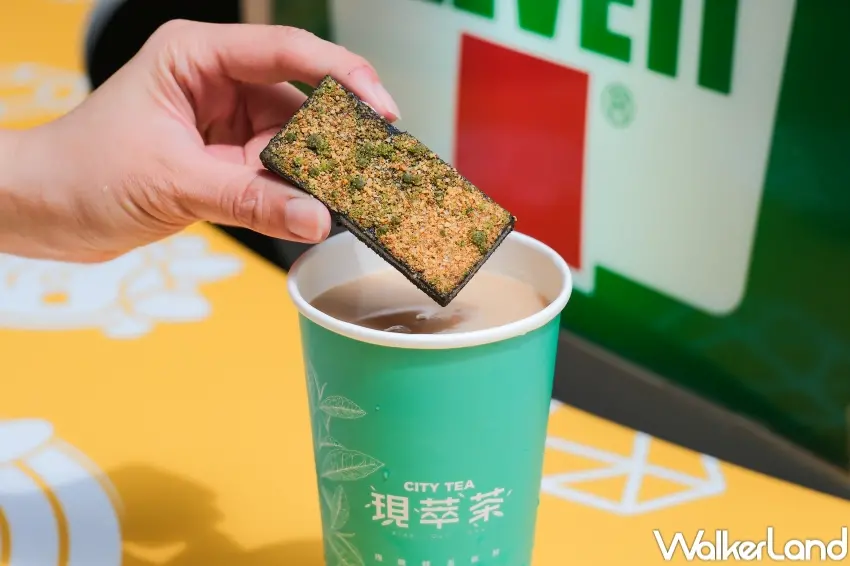 ▲7-11愚人節推出反差系美食主打21款創意新品，從盲盒海苔御飯糰到這不是豬血糕奶茶都成為粉絲討論焦點（攝影：張人尹）。