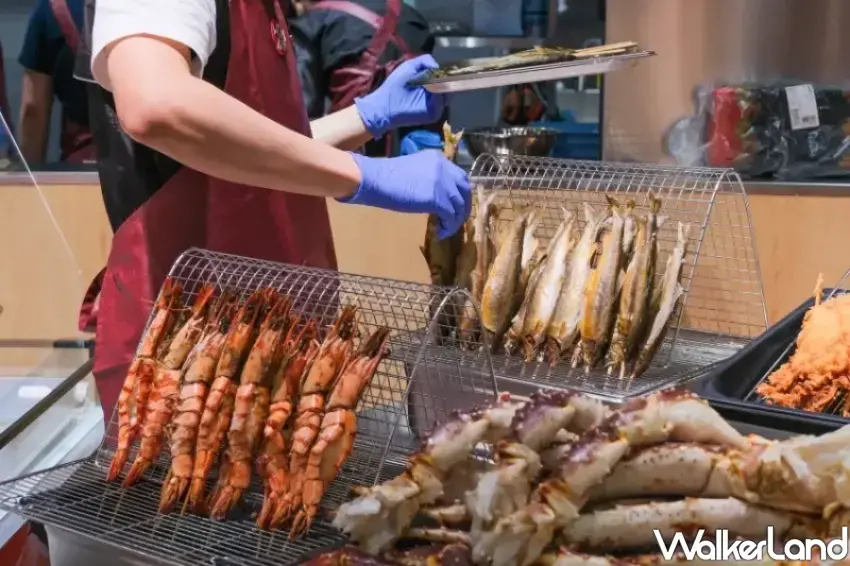 ▲LOPIA台中漢神洲際熟食區一樣是人氣必搶。(攝影：張人尹)