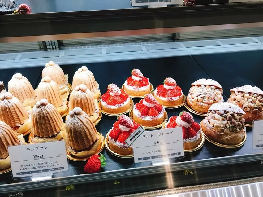 ▲LOPIA台北大巨蛋店將首次引進米其林大師鎧塚俊彥打造LeJARDIN法式甜點專區。(圖片來源:部落客 wowjapan )