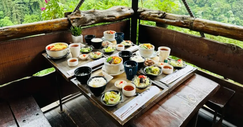 ▲「山行玫瑰」午餐以套餐形式呈現，擺盤精緻豐富，是兼具味覺與視覺享受的山林饗宴。