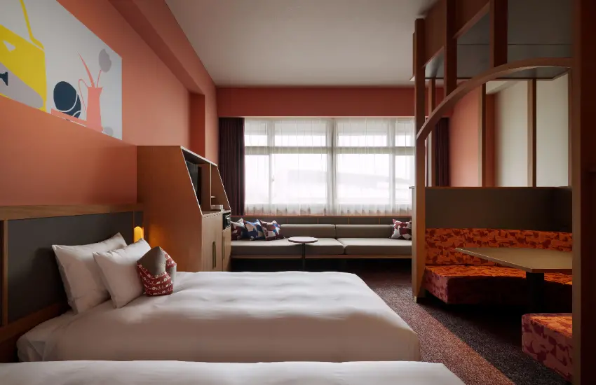 ▲客房主題色紅、藍、綠分別取自舊橫濱市政廳使用的顏色。