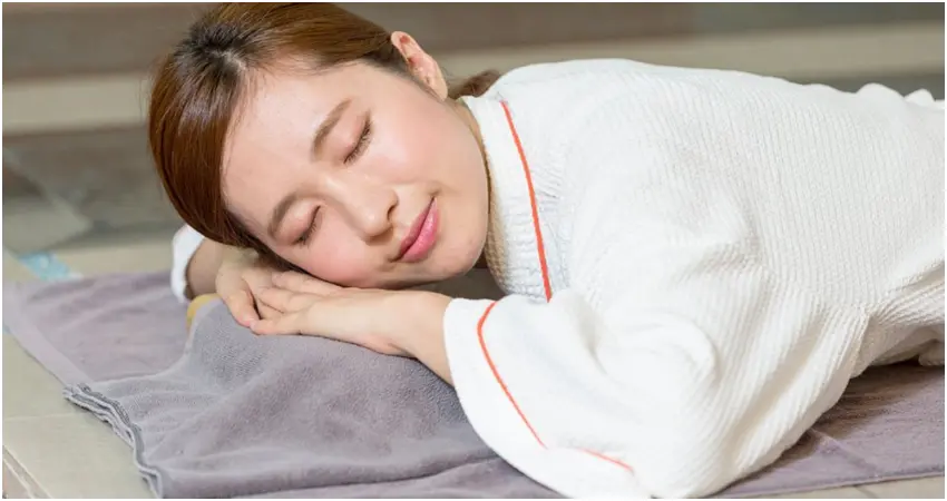 ▲首五日加碼，Q卡友當日累計消費滿8,000元，即贈送「岩盤浴課程」乙份