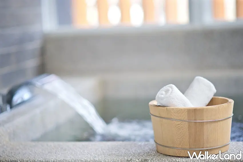 ▲捷絲旅宜蘭礁溪館客房設有泡湯浴池，可在房內享受礁溪碳酸氫鈉溫泉。圖／捷絲旅提供；窩客島編輯整理