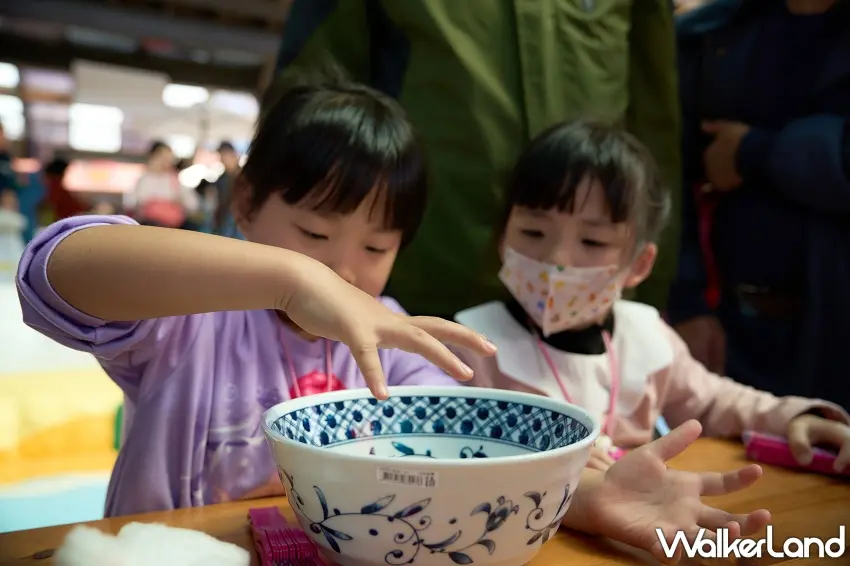 ▲小狀元大富翁活動透過擲骰抽籤走訪園區廟宇建築，深入淺出地認識歌仔戲、傳統工藝及節氣生活知識。圖／全聯善美的文化藝術基金會提供；窩客島整理