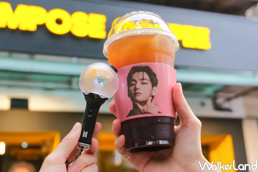 ▲COMPOSE COFFEE台灣首店進駐南京復興商圈，吸引粉絲帶應援小物朝聖打卡。（攝影：張人尹）